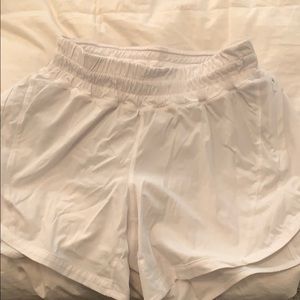 White track that shorts lululemon